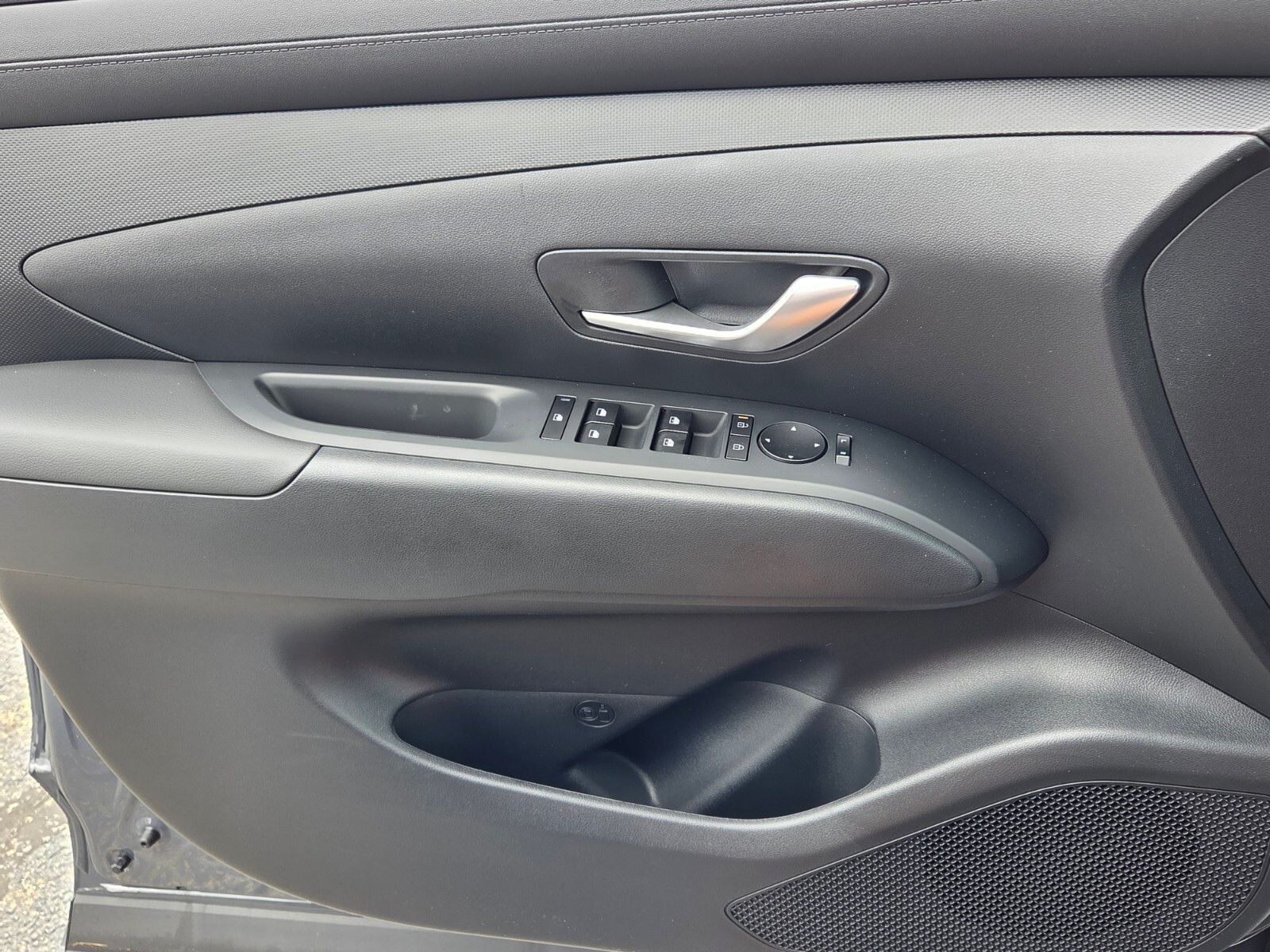 New 2026 Gray HYUNDAI SEL image 25
