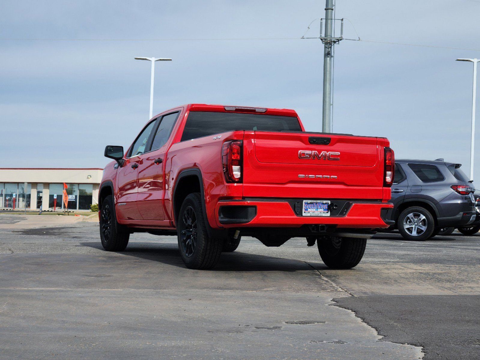 2025 GMC Sierra 1500 Pro 4