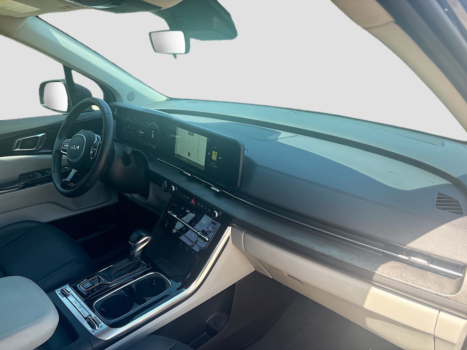 Used 2024 Gray Kia SX image 30
