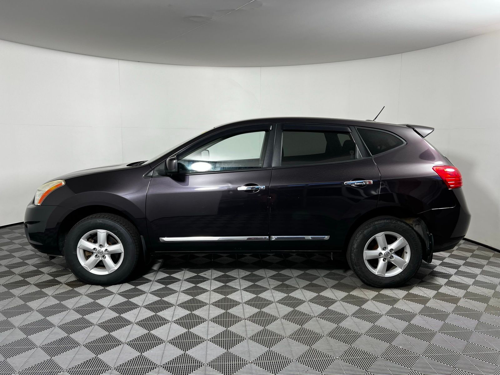 Thumbnail: 2013 Nissan Rogue - 8