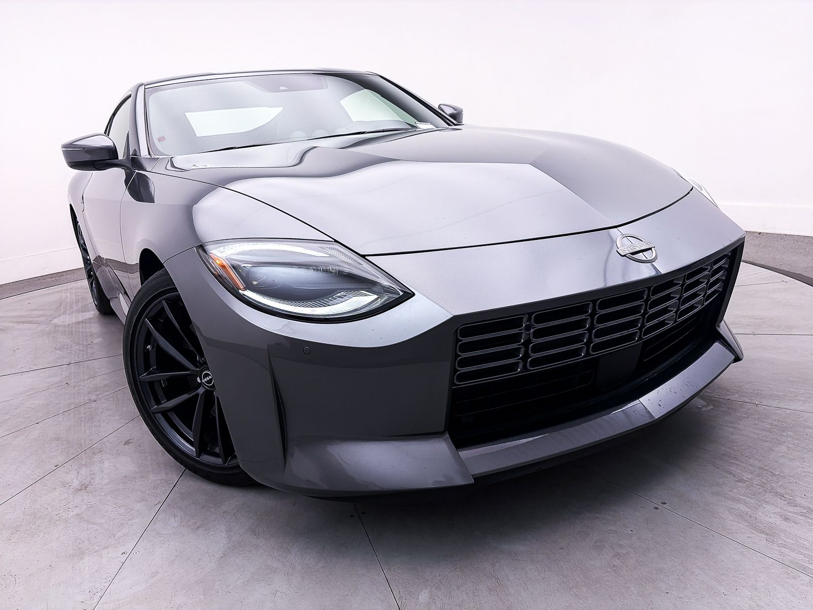 Used Gun Metallic 2024 Nissan Z Performance for Sale in Scottsdale