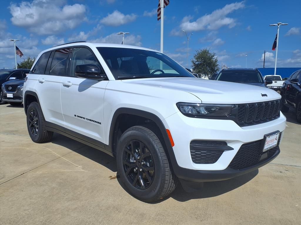 2025 Jeep Grand Cherokee Laredo - 1