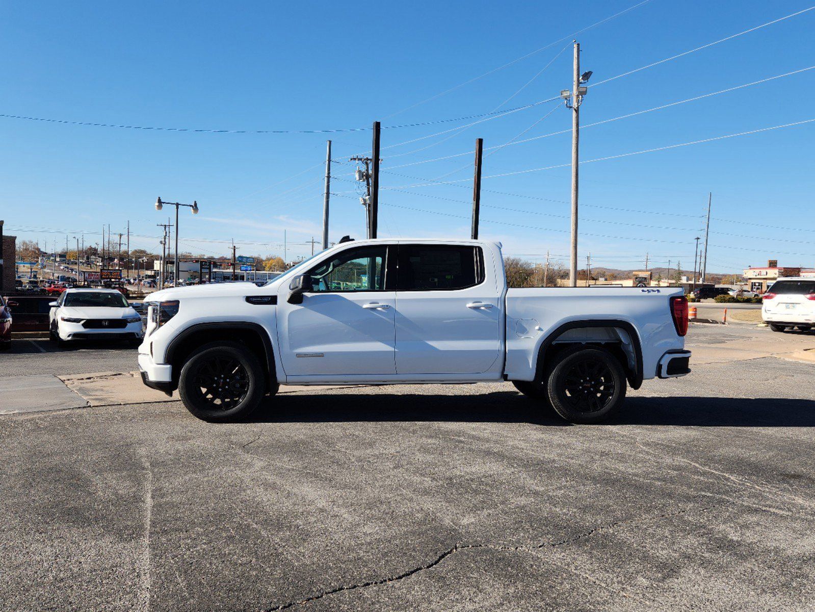 2025 GMC Sierra 1500 Elevation 3