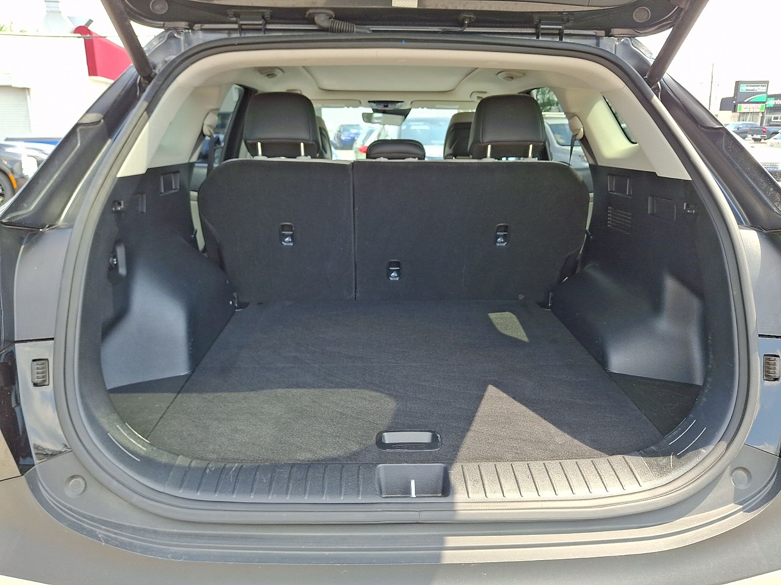 Used 2023 Kia Sportage Hybrid SUV
