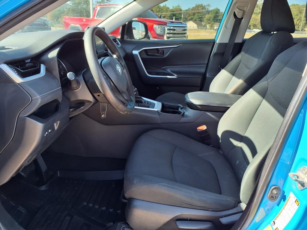 2020 Toyota RAV4 LE Blue at Gullo Toyota