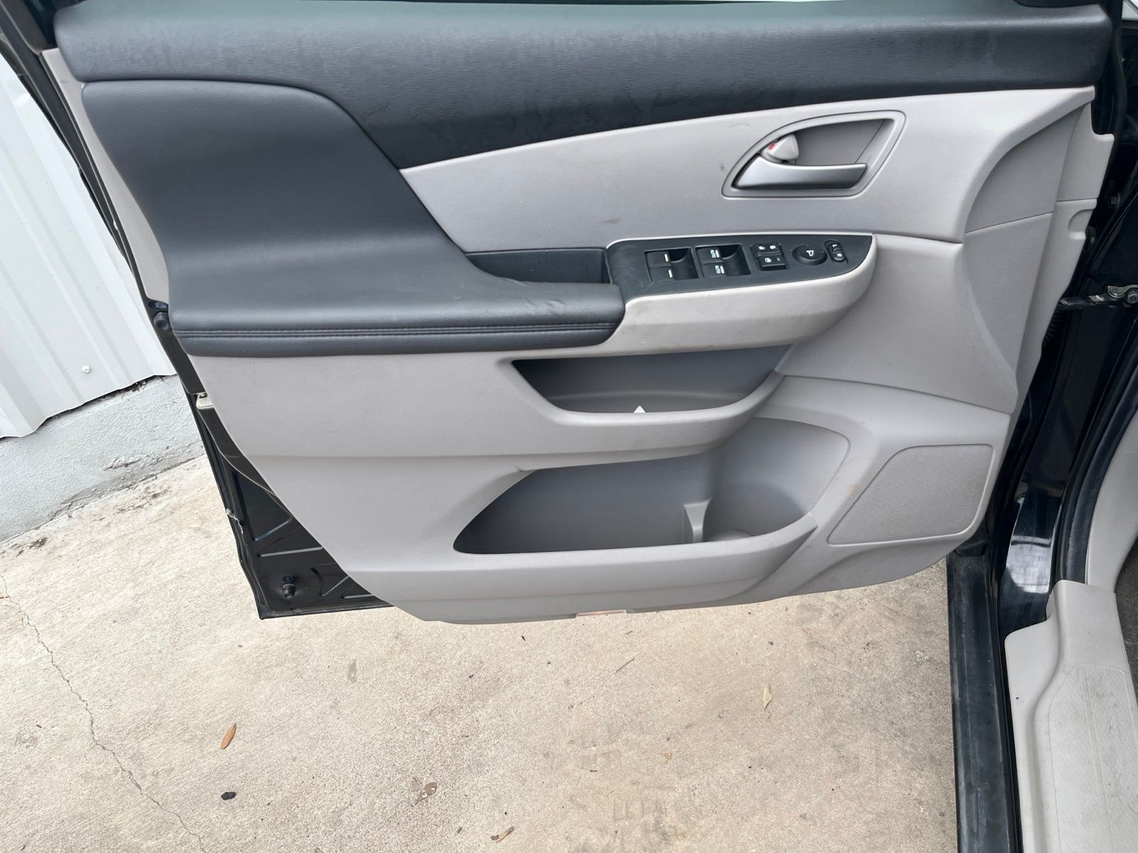 Used Car 2012 Honda Odyssey  Ex-l For Sale Under $10,000 In Austin, Texas