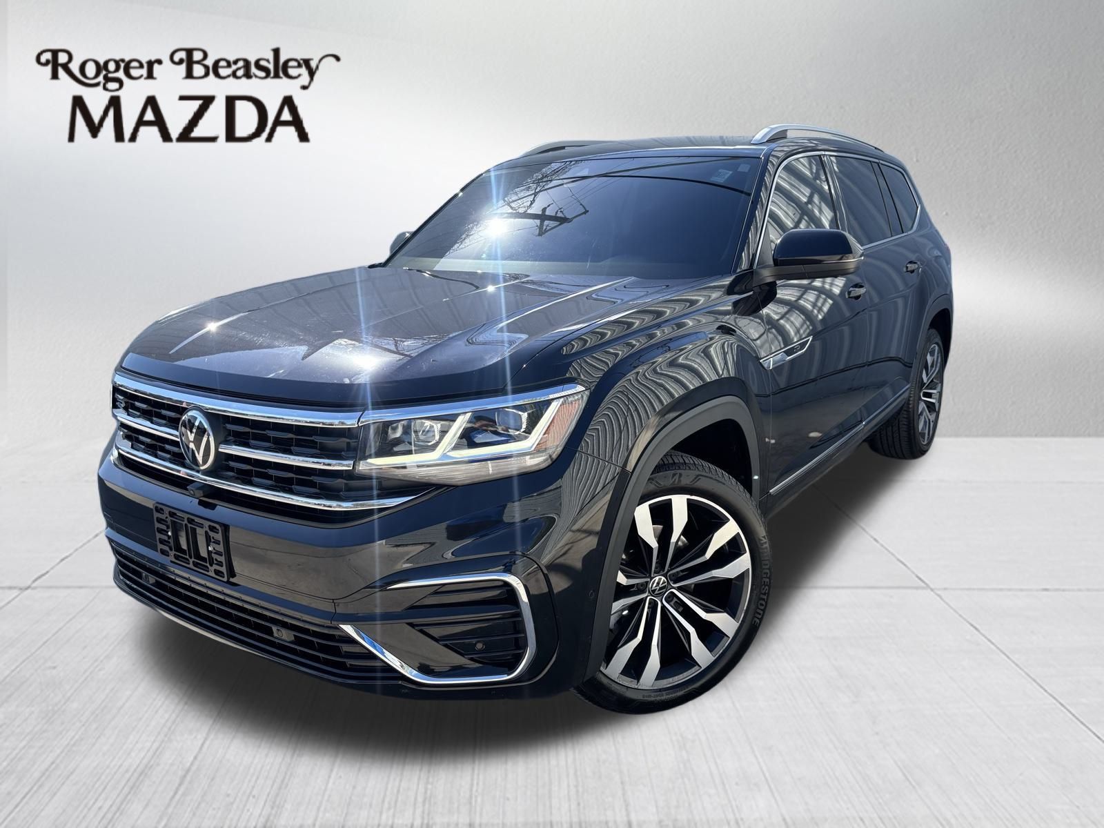 Used Car 2022 Volkswagen Atlas  3.6l V6 Sel Premium R-line For Sale Under $30,000 In Austin, Texas