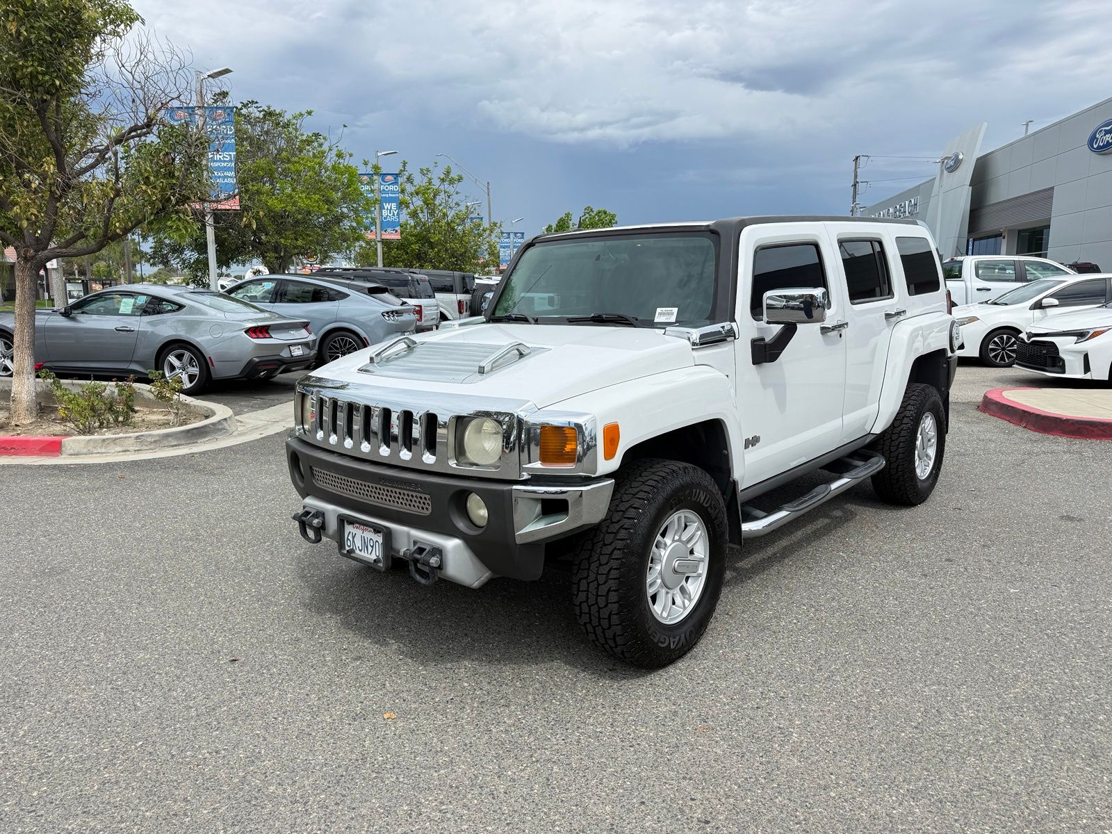 Birch White 2009 Hummer H3 SUV / Crossover Four-Wheel Drive 4-Speed Automatic Overdrive