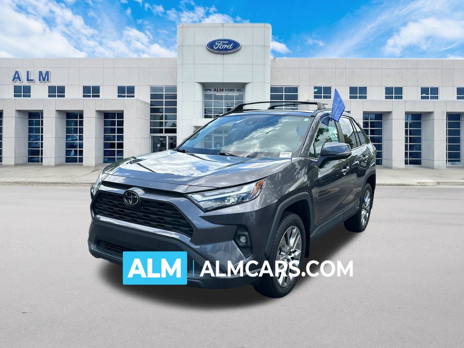 2024 Toyota RAV4 XLE Premium