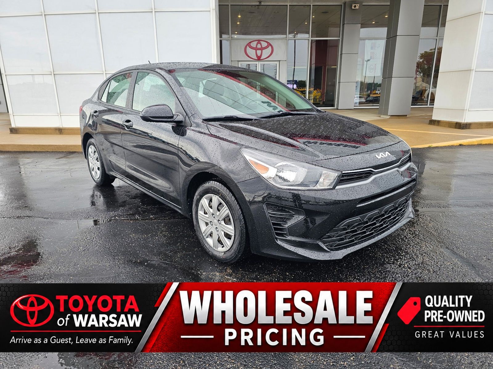 Aurora Black 2022 Kia Rio Sedan Front-Wheel Drive Continuously Variable Transmission