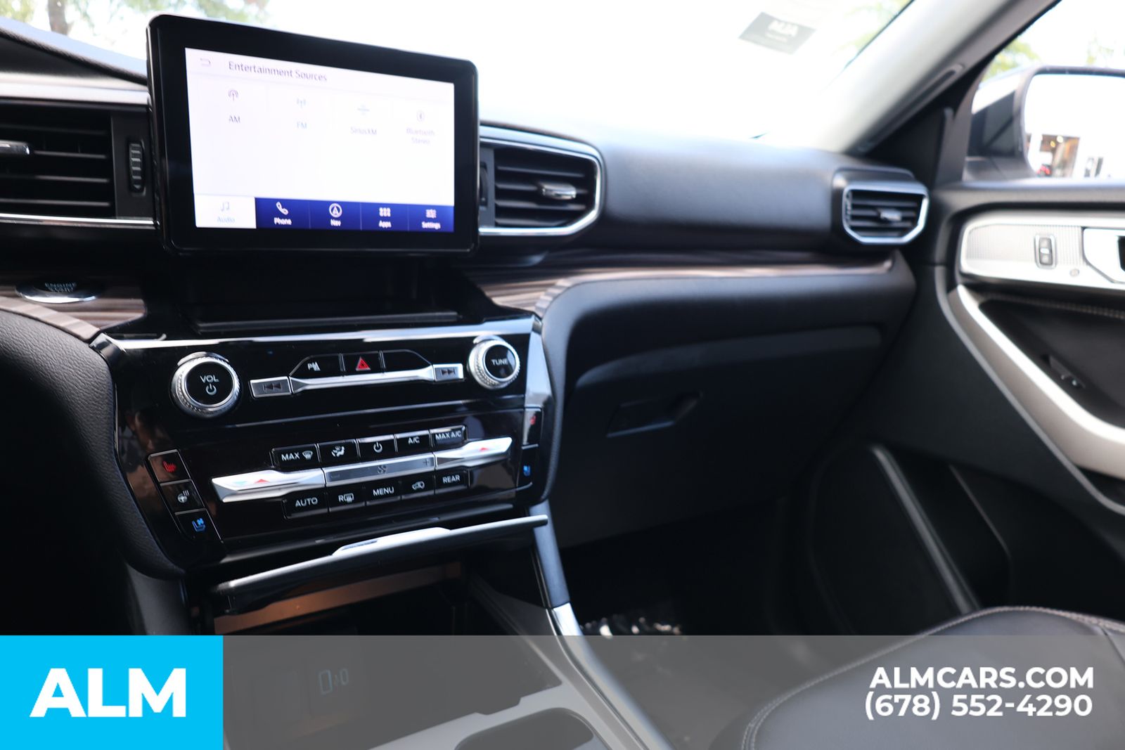 2023 Ford Explorer Limited photo 29
