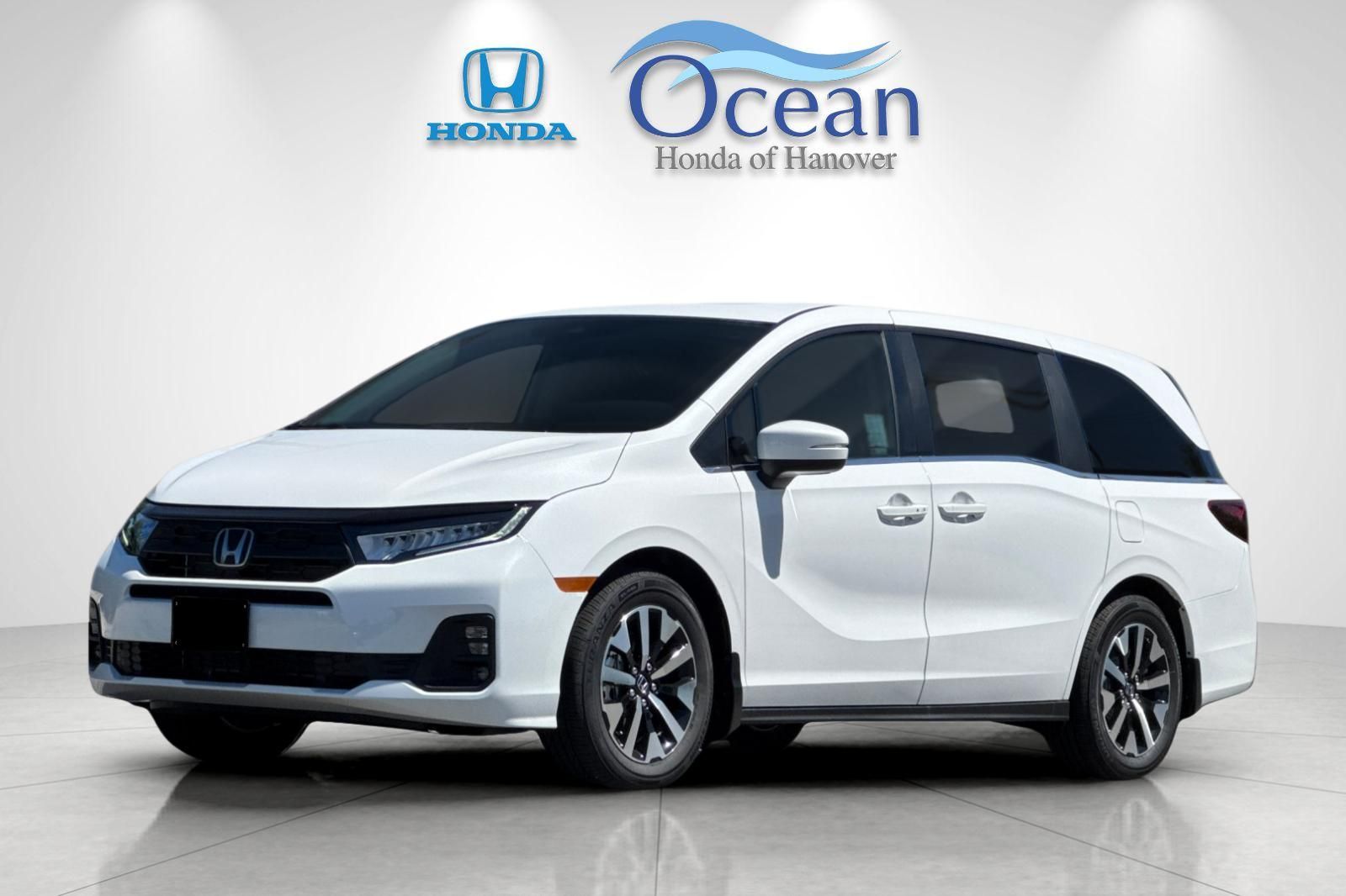 Platinum White Pearl 2027 Honda Odyssey Minivan Front-Wheel Drive Automatic