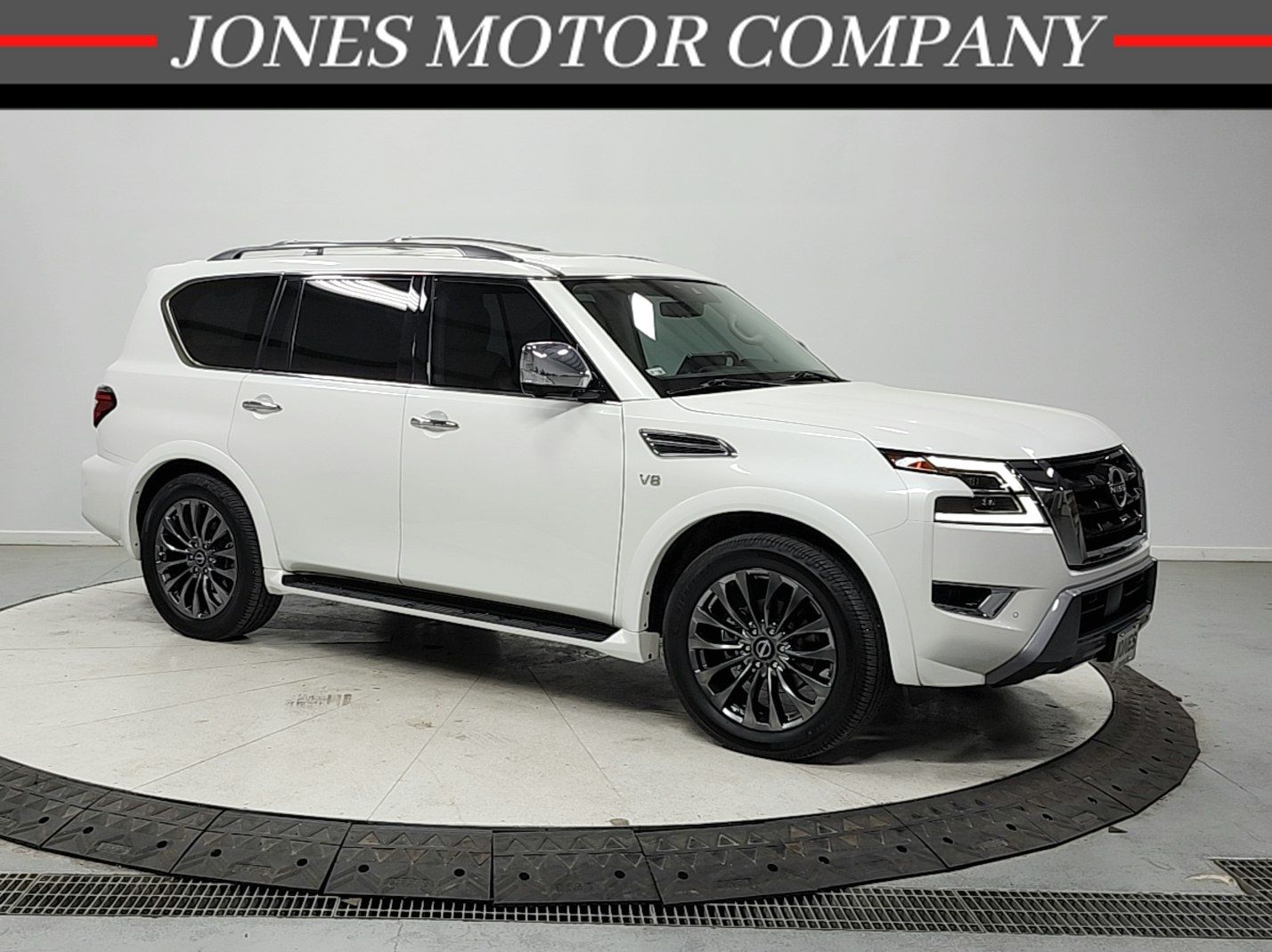 Aspen White Tricoat 2021 Nissan Armada Platinum 4WD SUV / Crossover Four-Wheel Drive 7-Speed Automatic