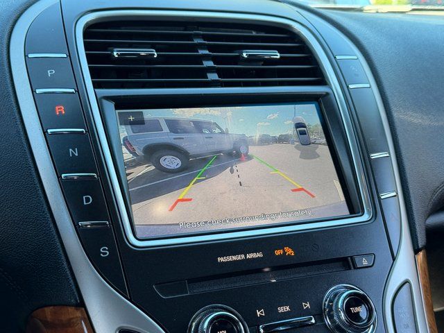 Used 2020 Magnetic Gray Lincoln Reserve image 20