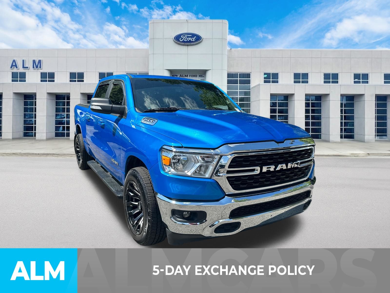 Used 2022 Blue Ram Big Horn/Lone Star image 3
