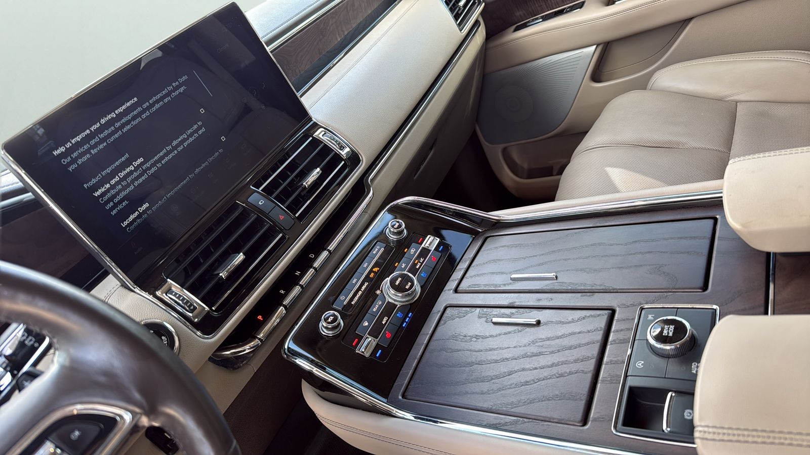 Used Car 2024 Lincoln Navigator  Reserve For Sale Under $60,000 In Austin, Texas
