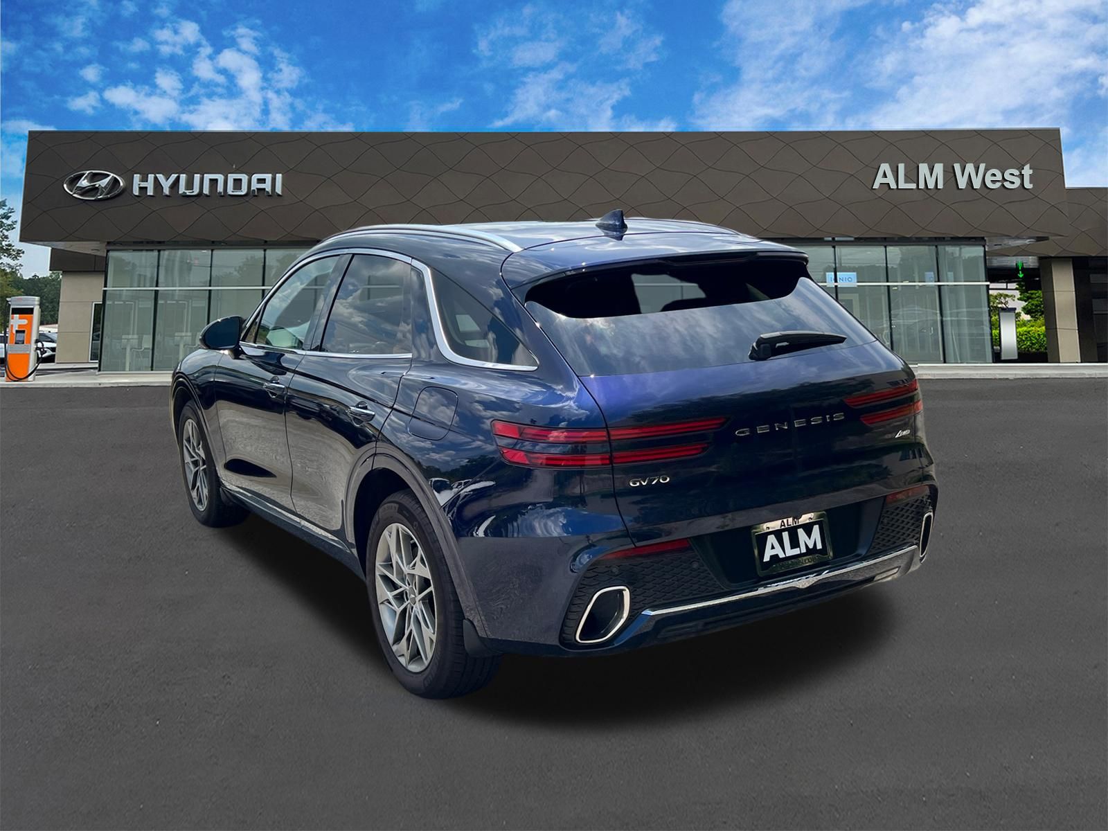 Used 2024 Blue Genesis 2.5T image 7