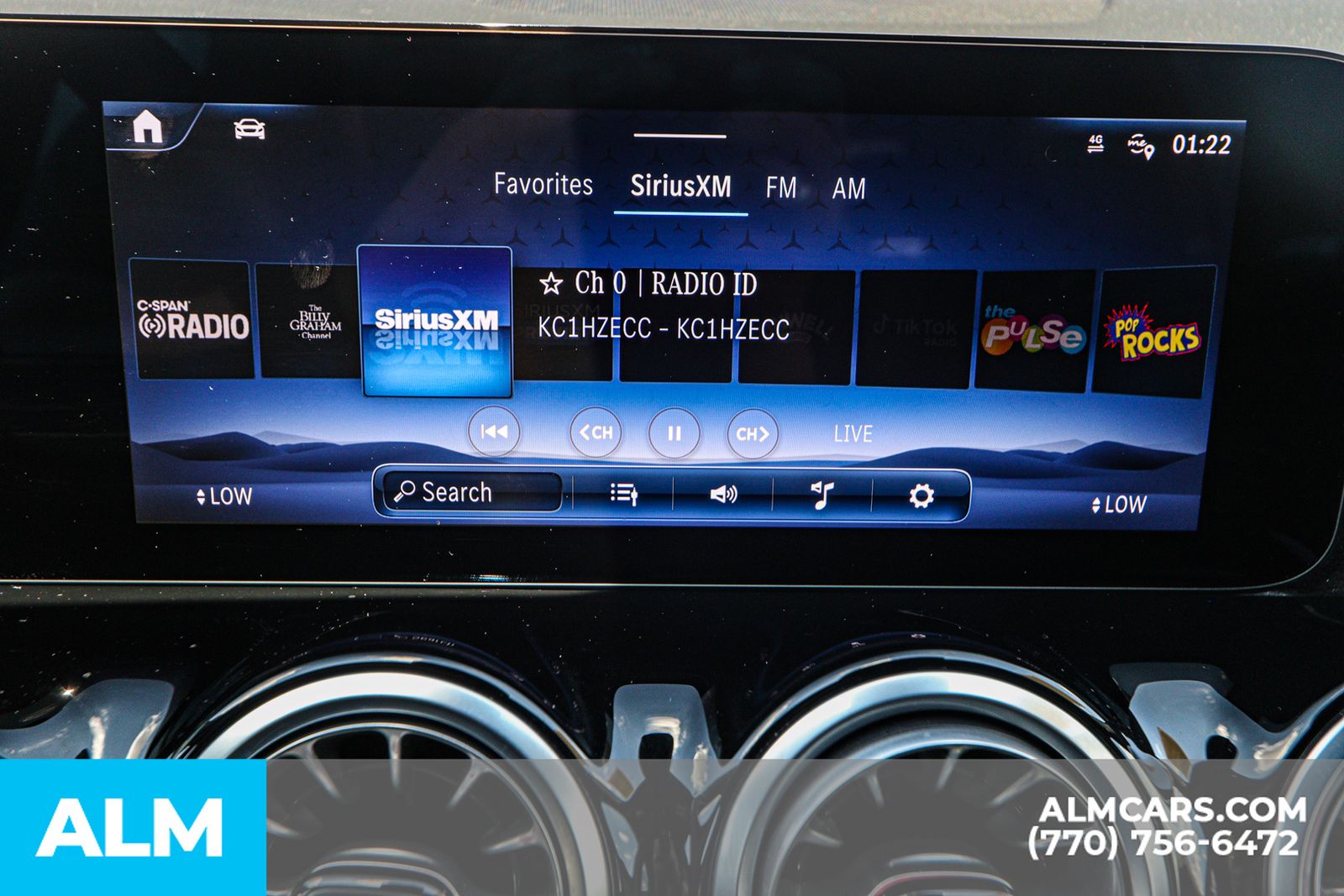 2025 Mercedes Benz GLA 250 photo 38