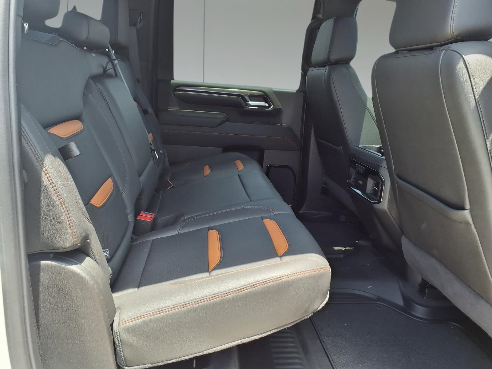 2024 GMC Sierra 2500HD AT4 White at Central Houston Nissan