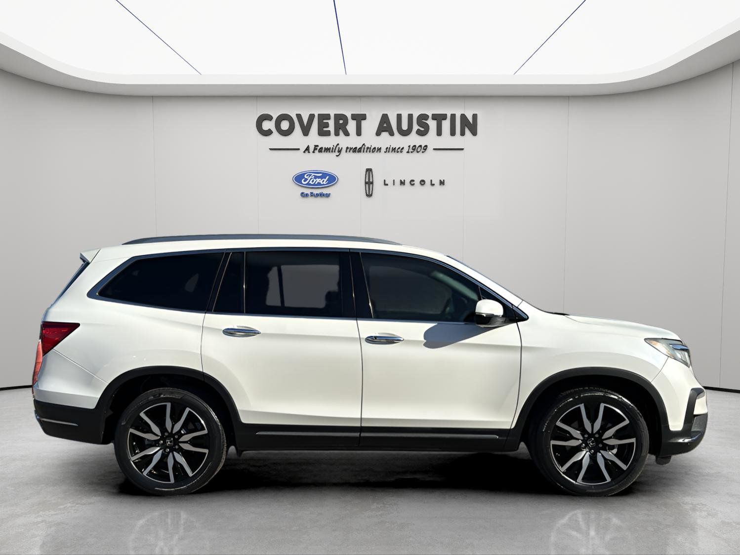 Used Car 2019 Honda Pilot  Touring For Sale Under $25,000 In Austin, Texas