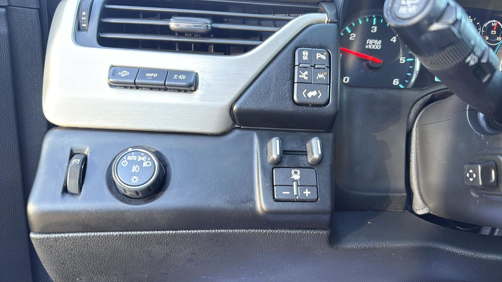 Used Car 2020 Gmc Yukon  Denali For Sale Under $40,000 In Austin, Texas