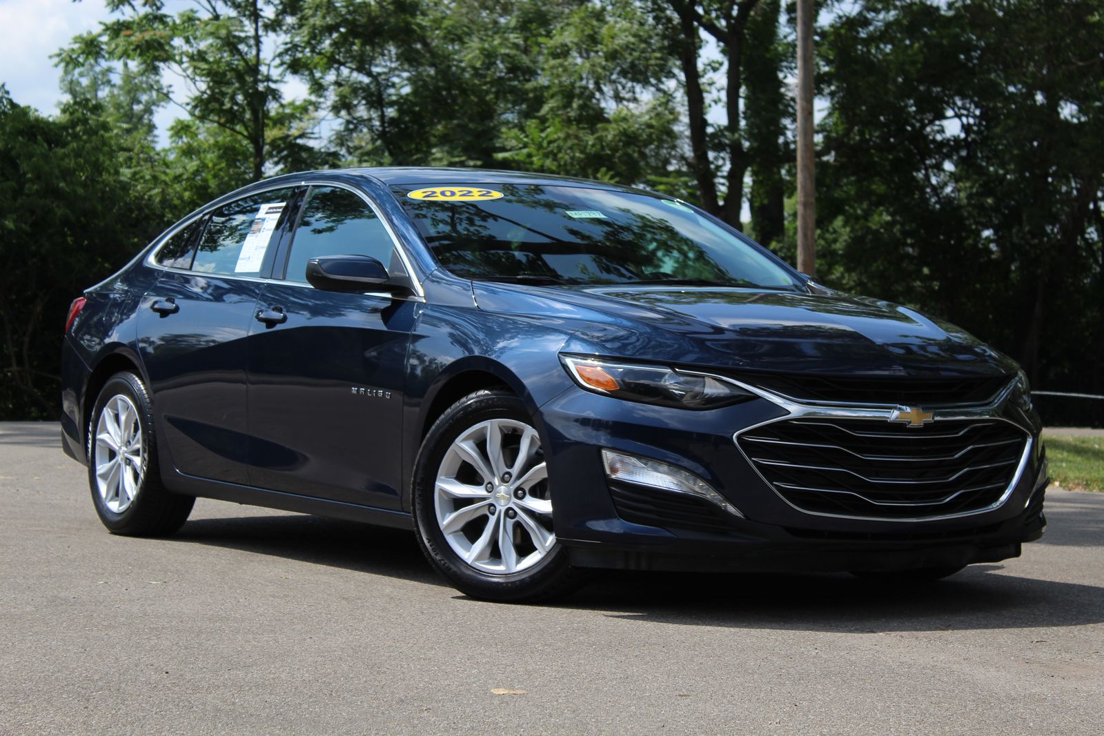 Northsky Blue Metallic 2022 Chevrolet Malibu Sedan Front-Wheel Drive Continuously Variable Transmission