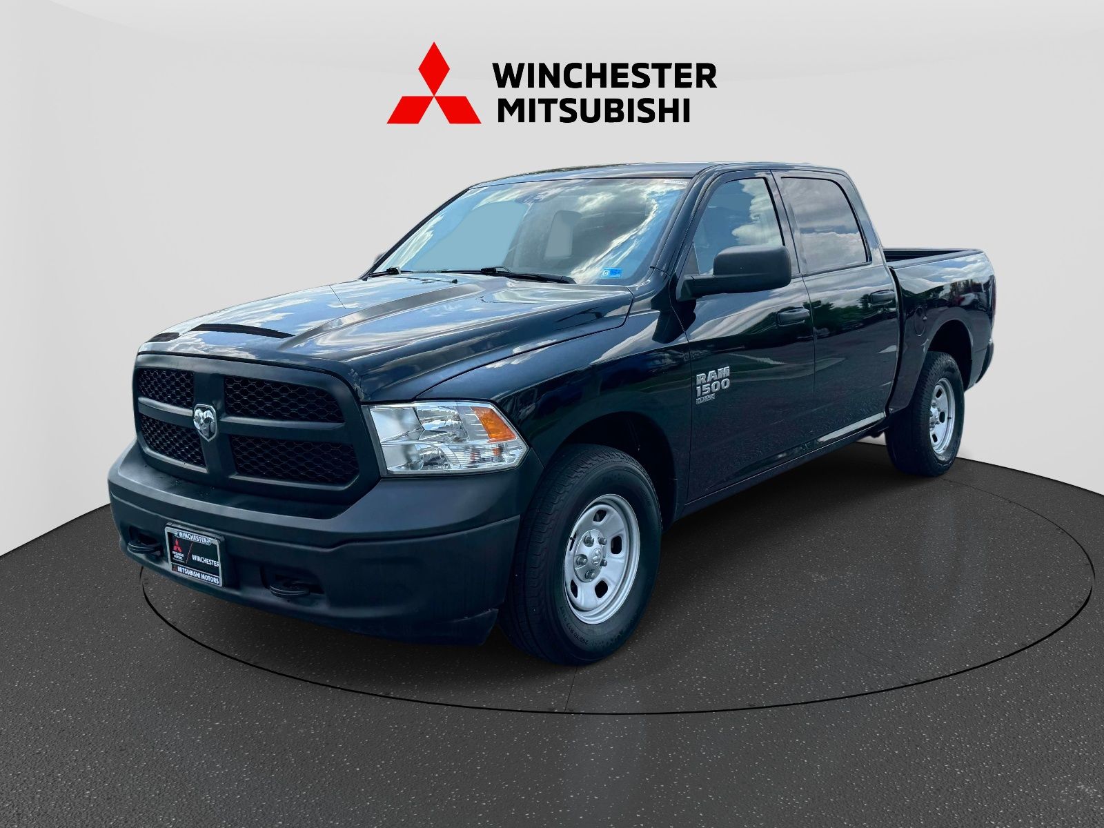 View vehicle photo 5