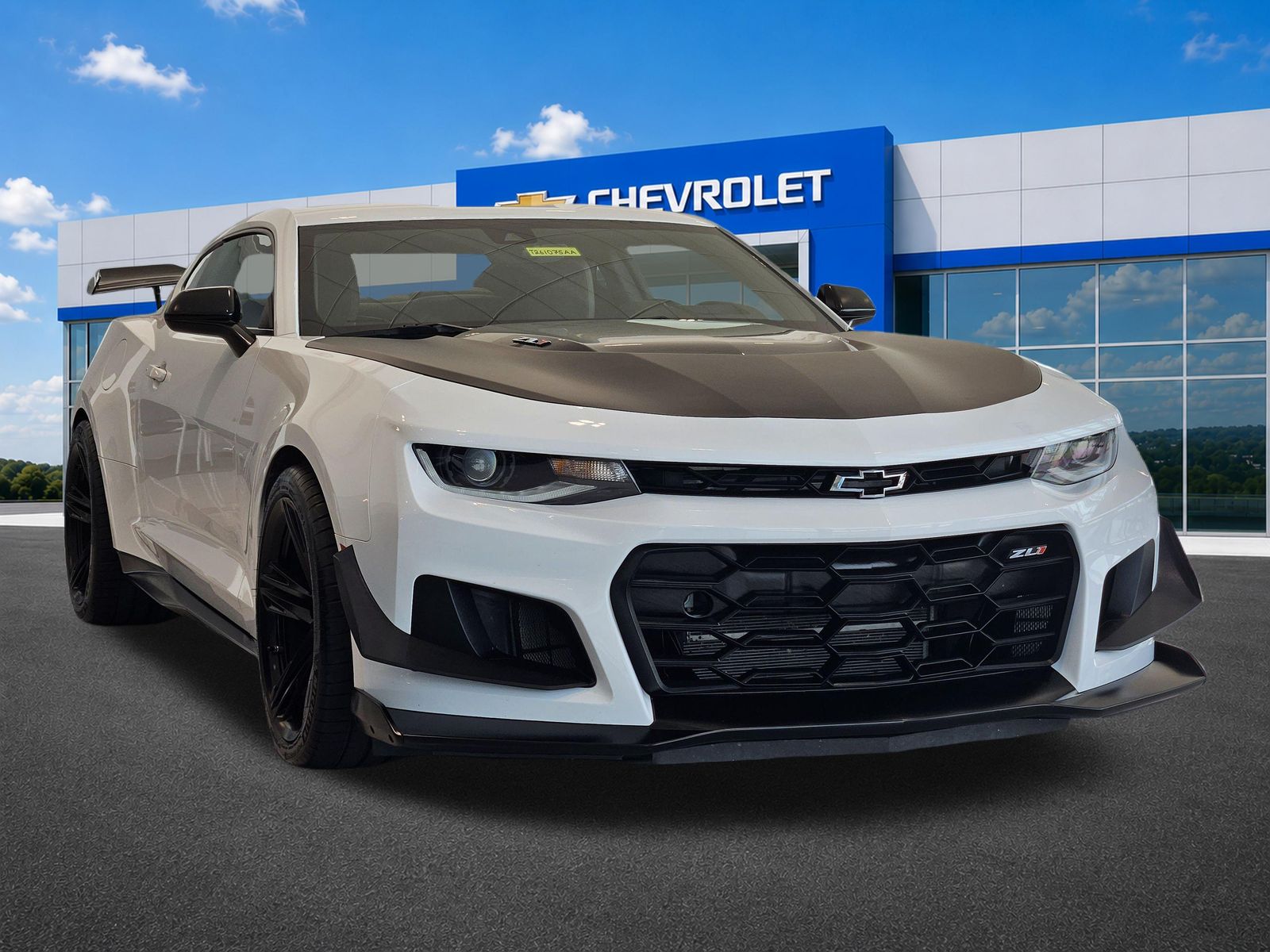 Summit White 2022 Chevrolet Camaro Coupe Rear-Wheel Drive 6-Speed Manual