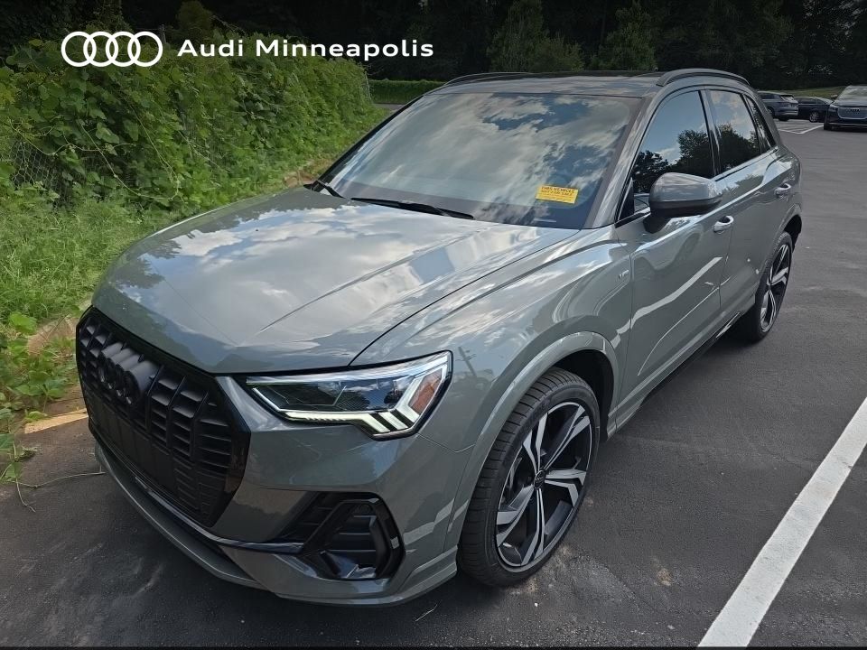 Chronos Gray Metallic 2024 Audi Q3 SUV / Crossover All-Wheel Drive 8-Speed Automatic