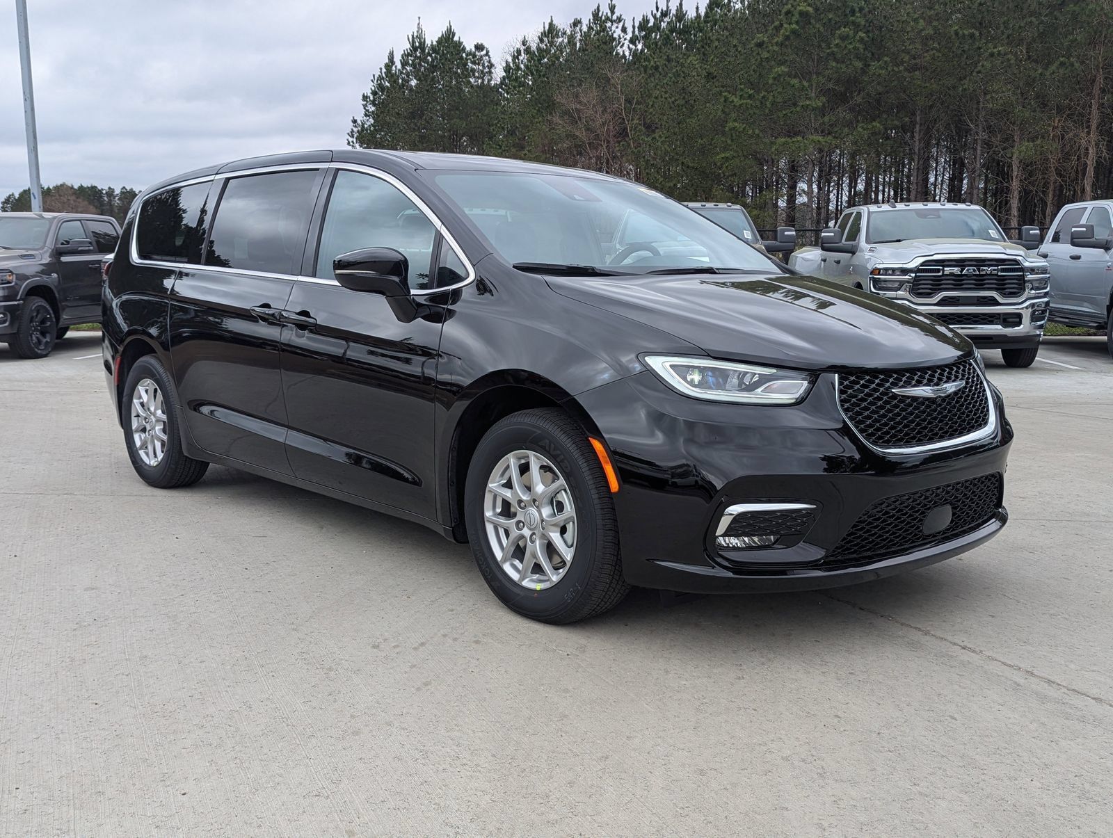 2026 Chrysler Pacifica