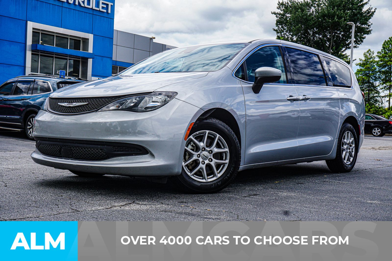 Used 2023 Silver Chrysler LX image 2
