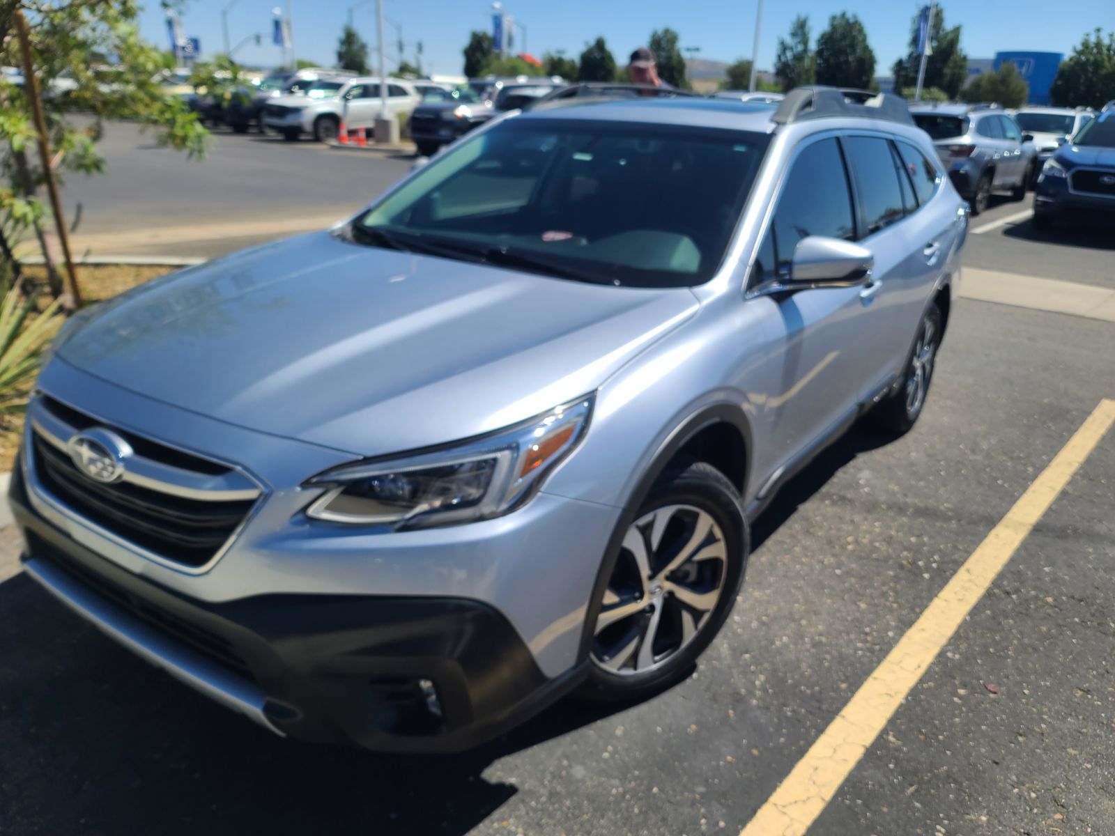 2020 Subaru Outback Limited XT 2