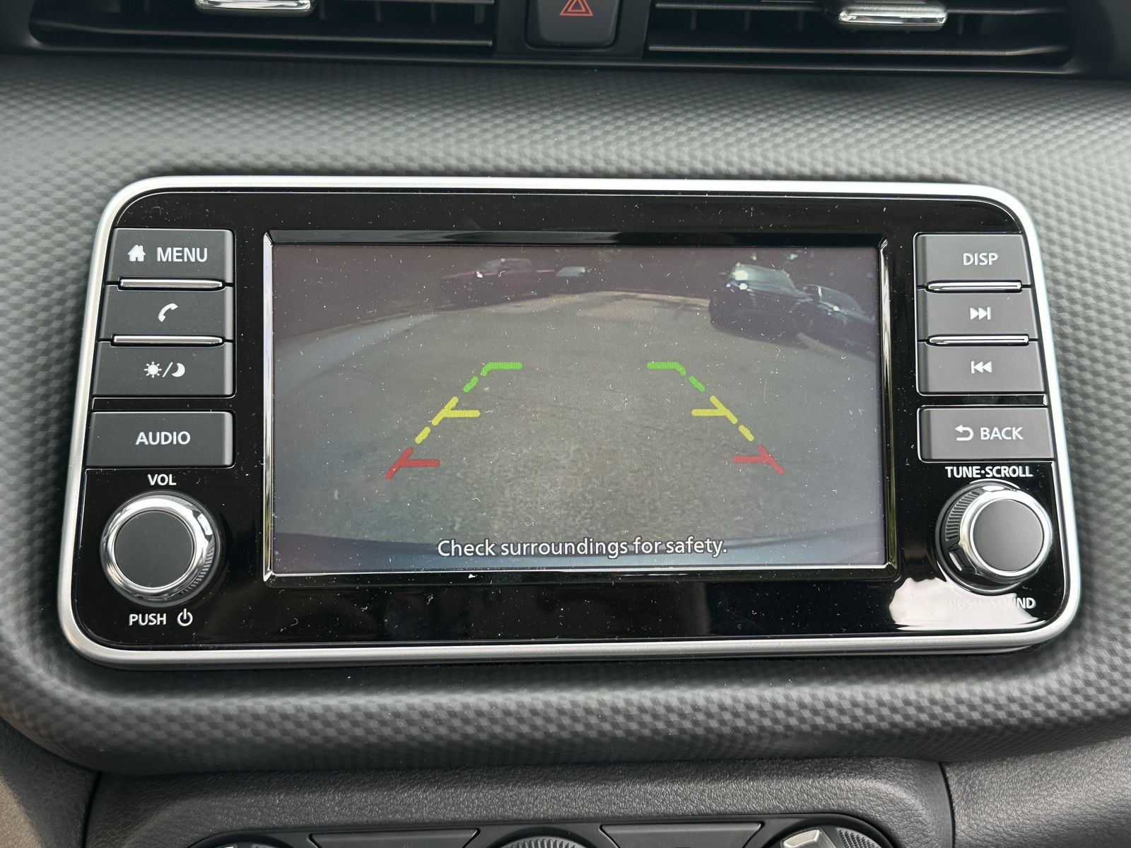 2025 Nissan Kicks Play S photo 3