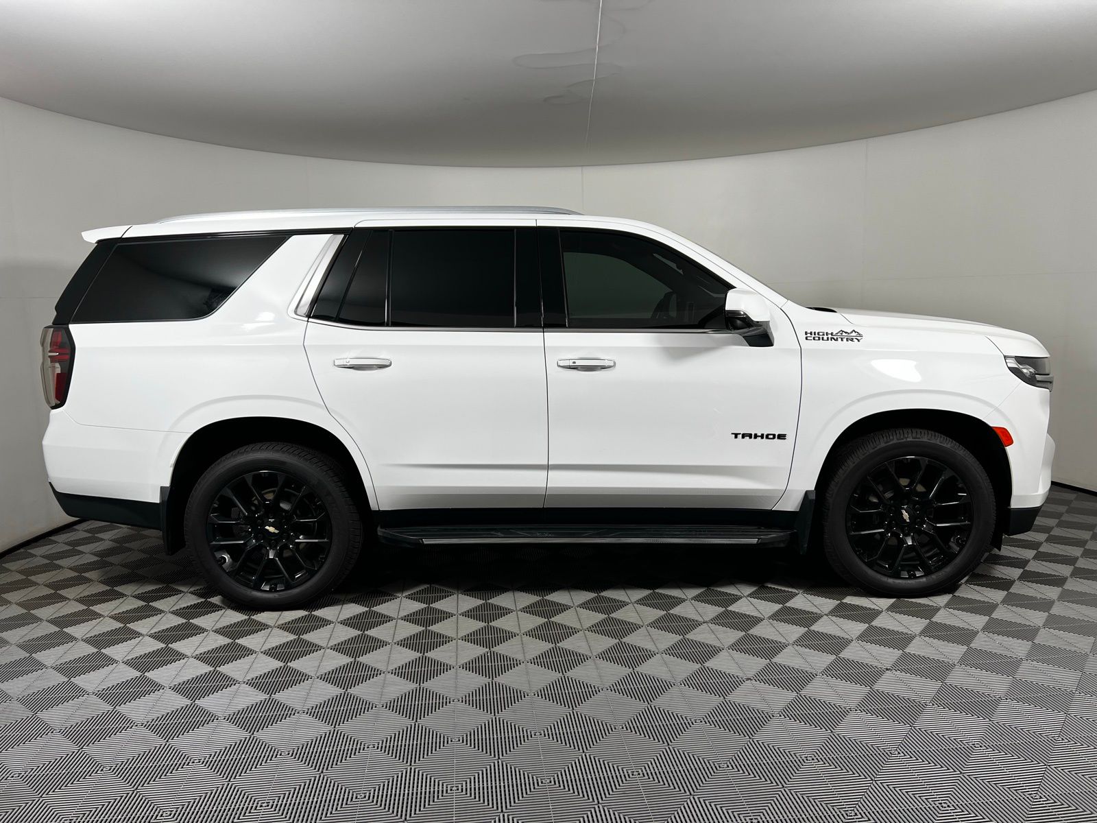 2023 Chevrolet Tahoe High Country 4