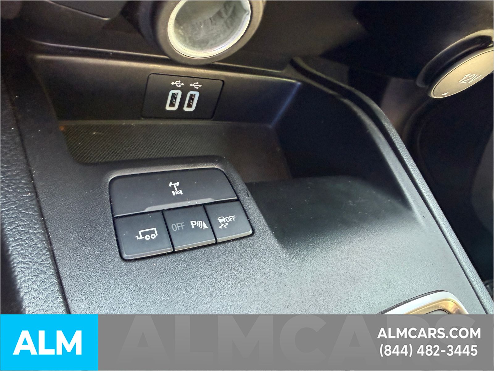 Used 2023 Velocity Blue Metallic Ford Lariat image 20