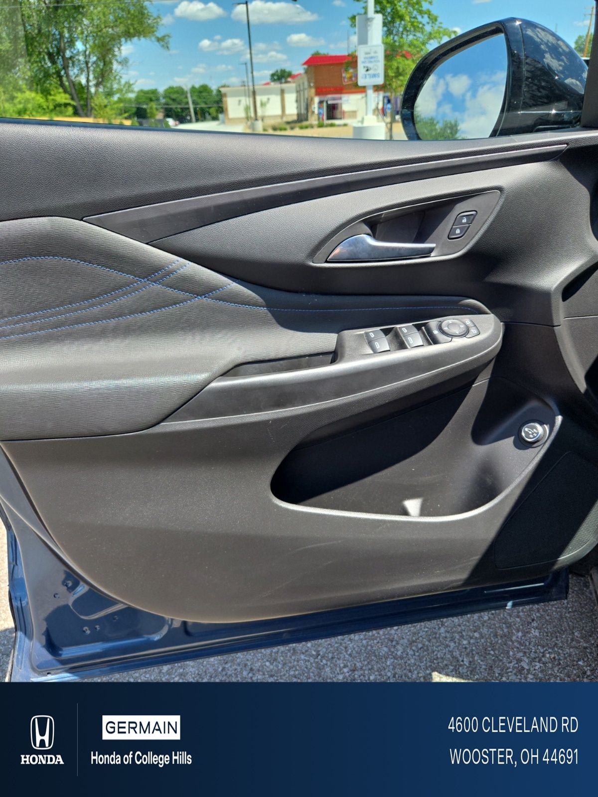 Used 2025 Blue Buick Sport Touring image 8