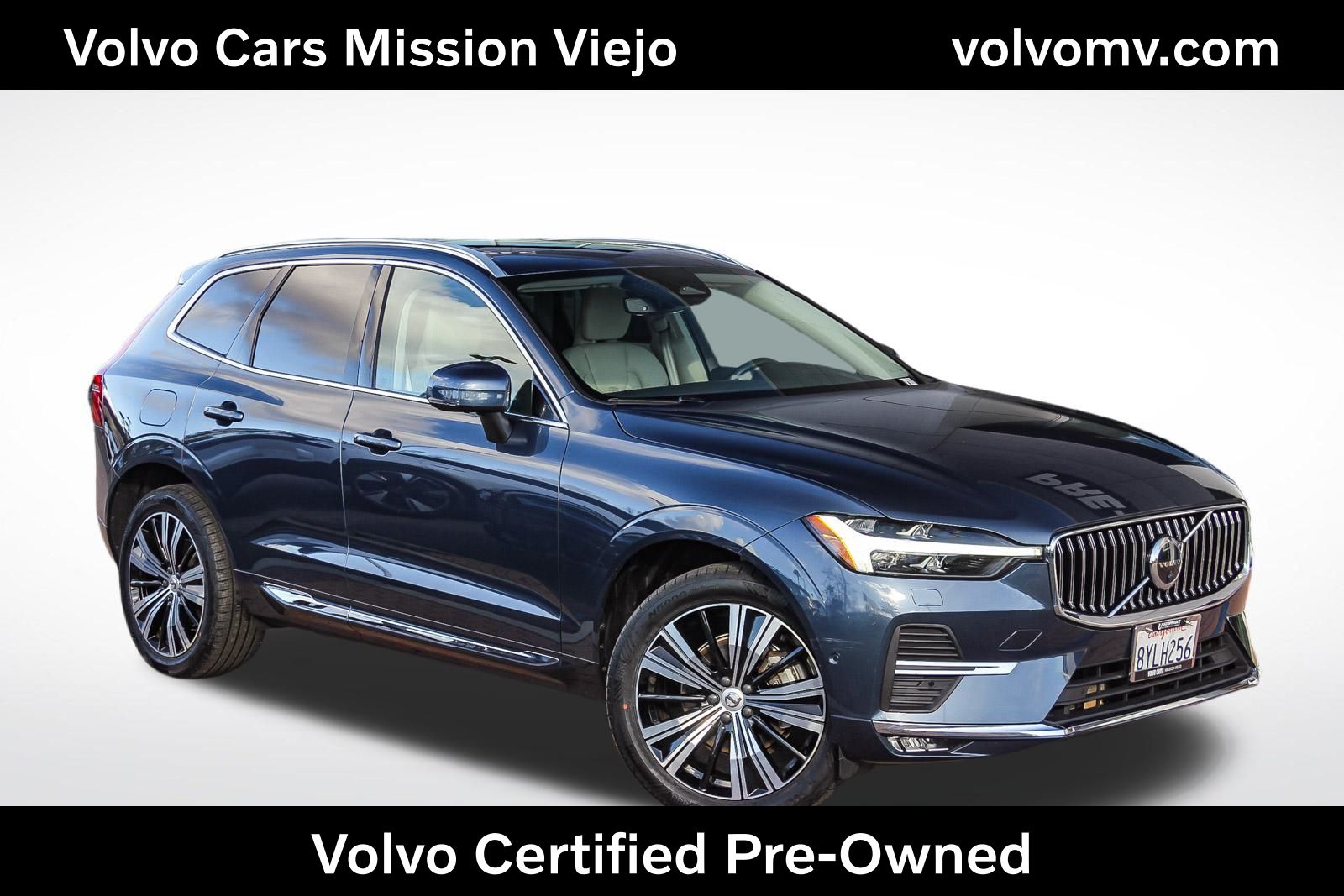 2023 Volvo XC60 Plus's photo