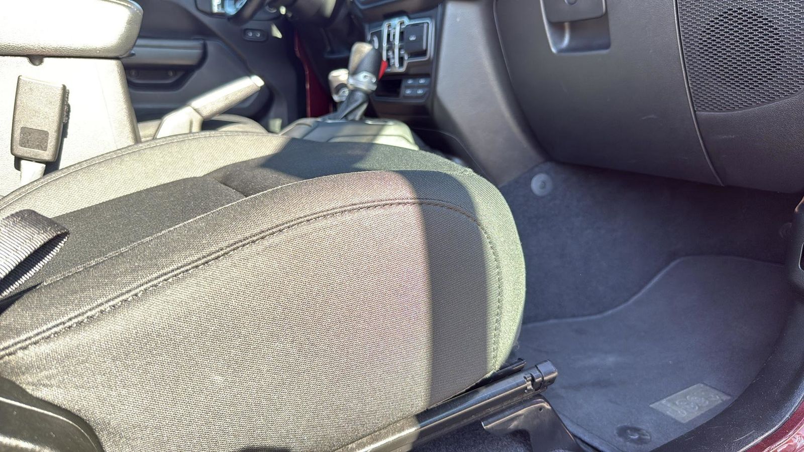 Used Car 2021 Jeep Wrangler  Unlimited Sport Altitude For Sale Under $30,000 In Austin, Texas