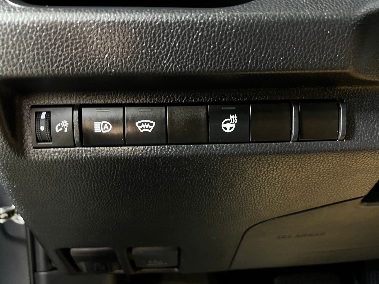 Thumbnail: 2024 Toyota RAV4 - 22