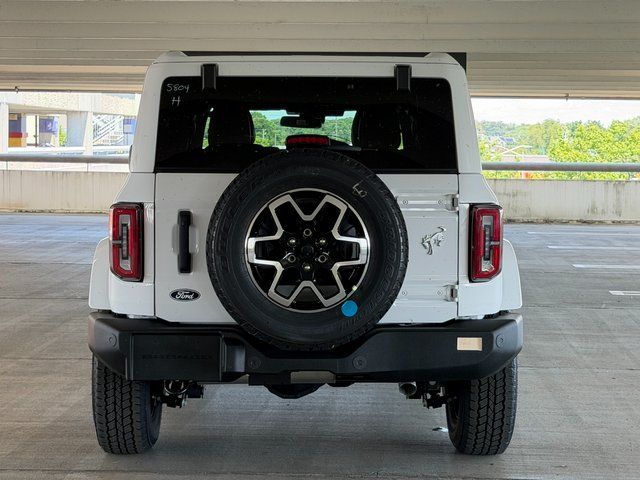 New 2026 Oxford White Ford Outer Banks image 5