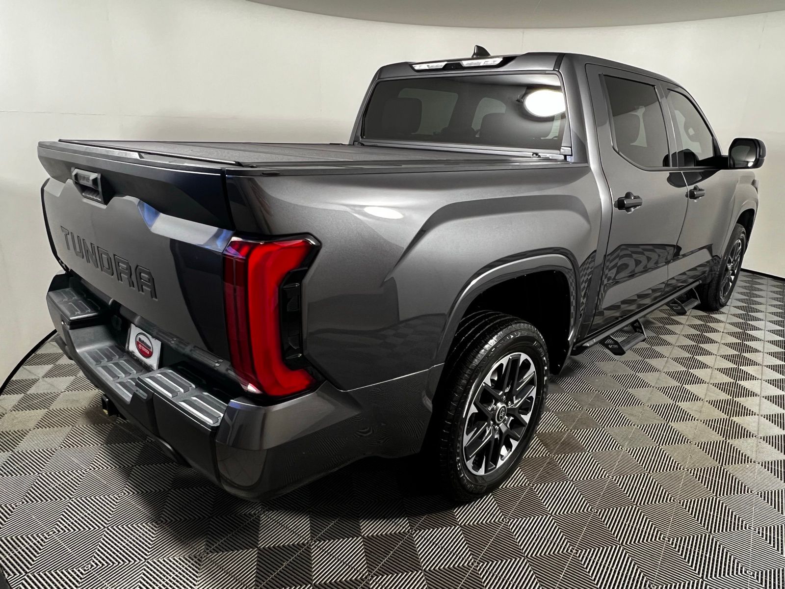 Thumbnail: 2025 Toyota Tundra - 5