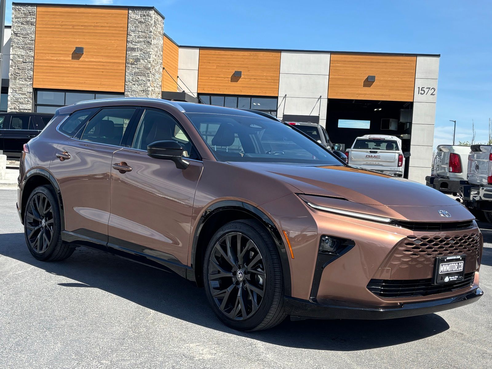 Bronze 2025 Toyota Crown Signia Limited AWD SUV / Crossover All-Wheel Drive Continuously Variable Transmission