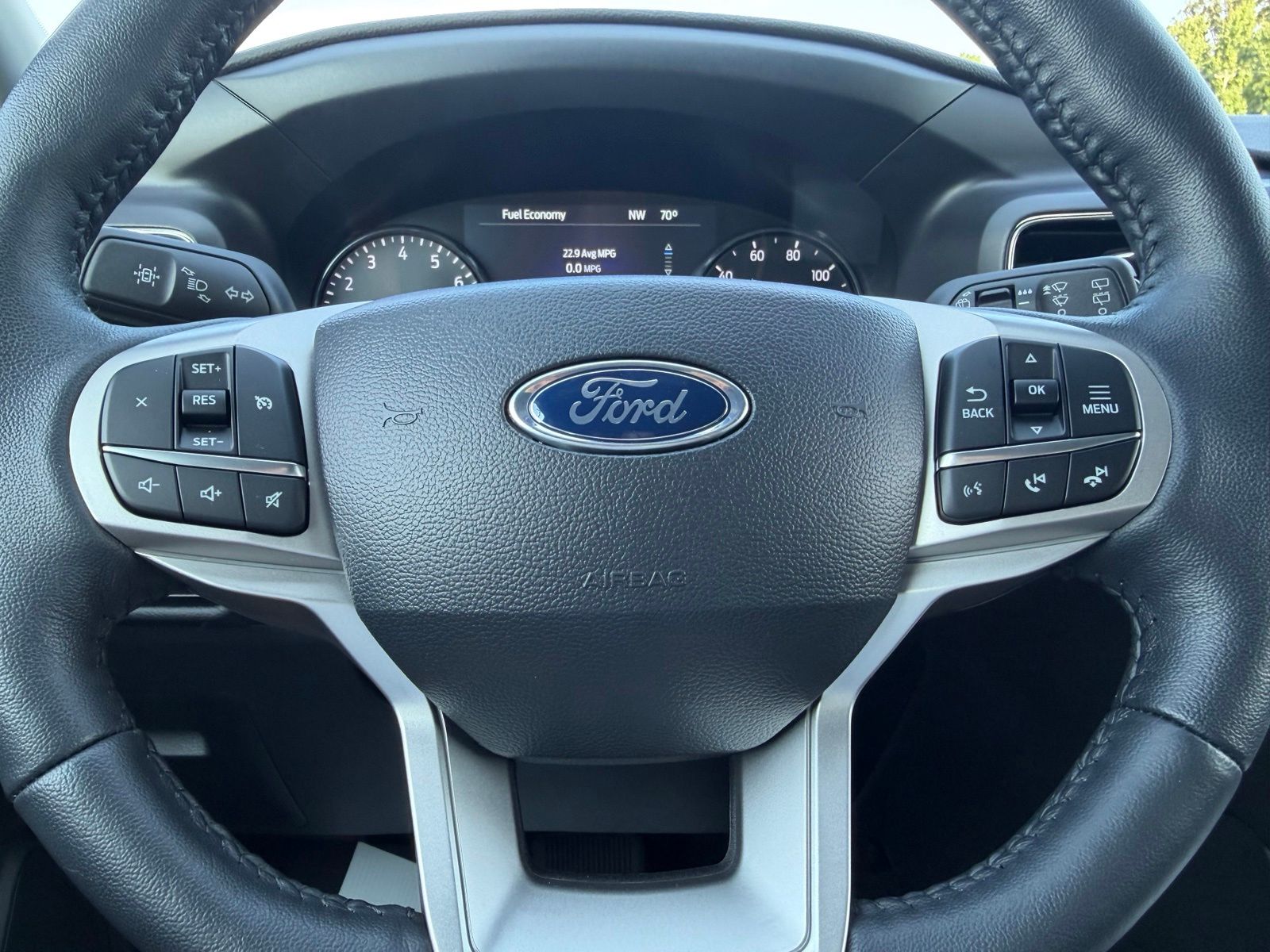 2024 Ford Explorer image 20