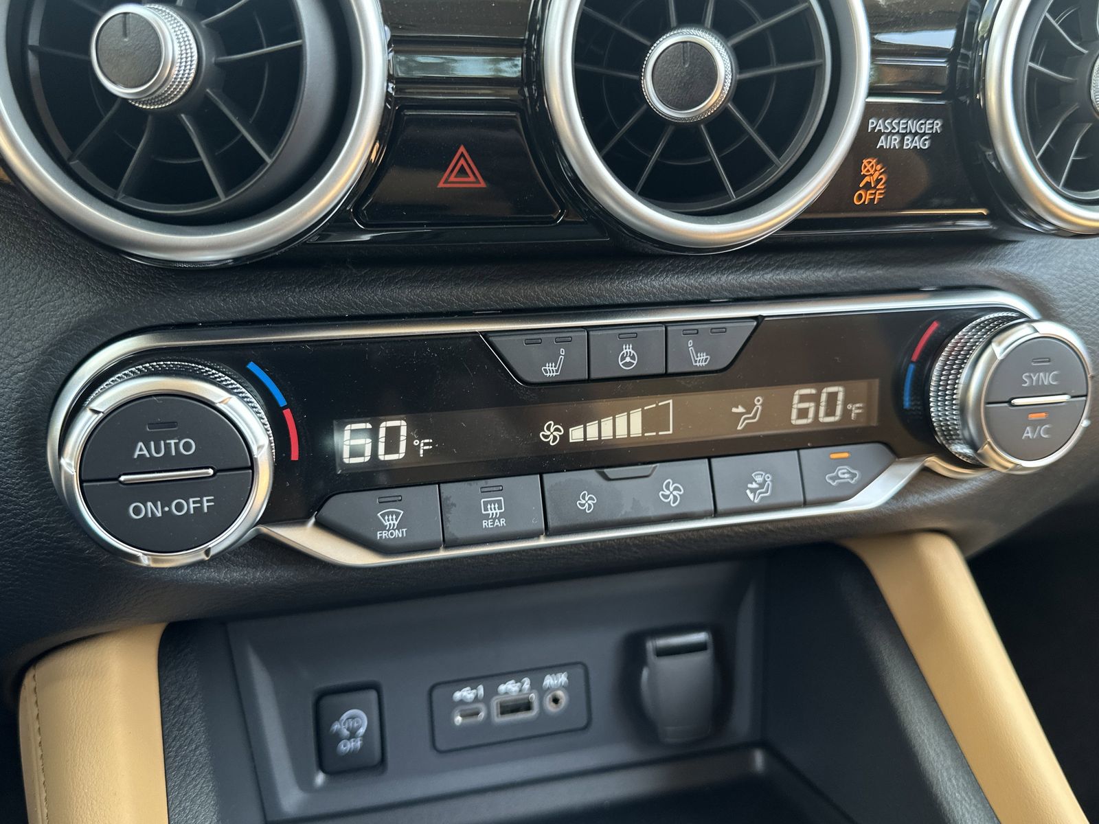 2025 Nissan Sentra SV photo 8