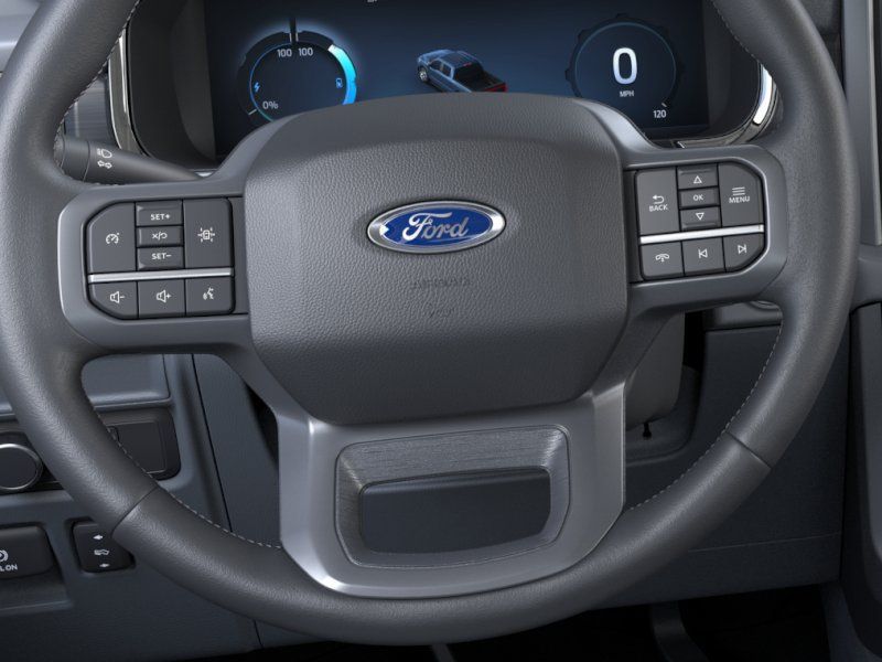 New 2025 Oxford White Ford XLT image 12