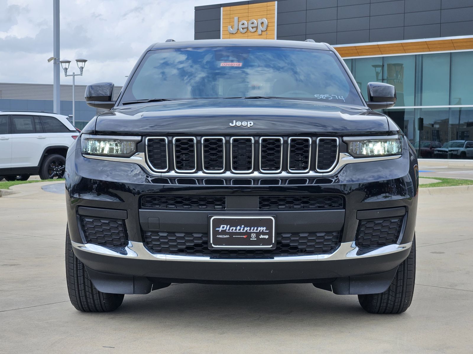 View vehicle photo 6