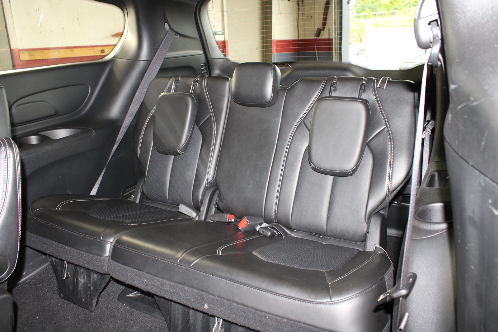 Used 2025 Black Chrysler Select image 18