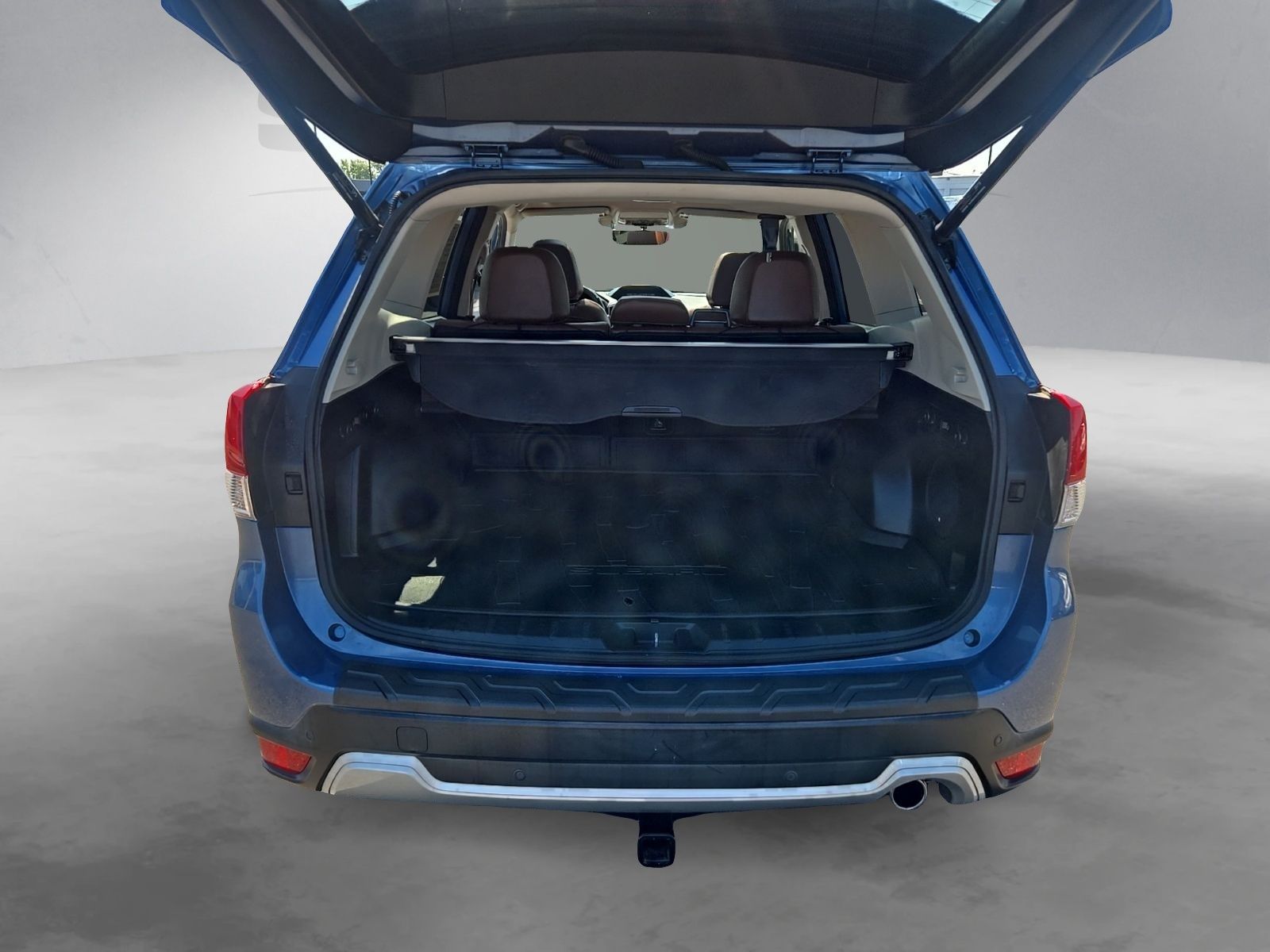 Used 2019 Blue Subaru Touring image 31