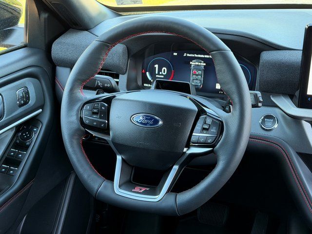 New 2026 Vapor Blue Metallic Ford ST MANAGER DEMO image 19