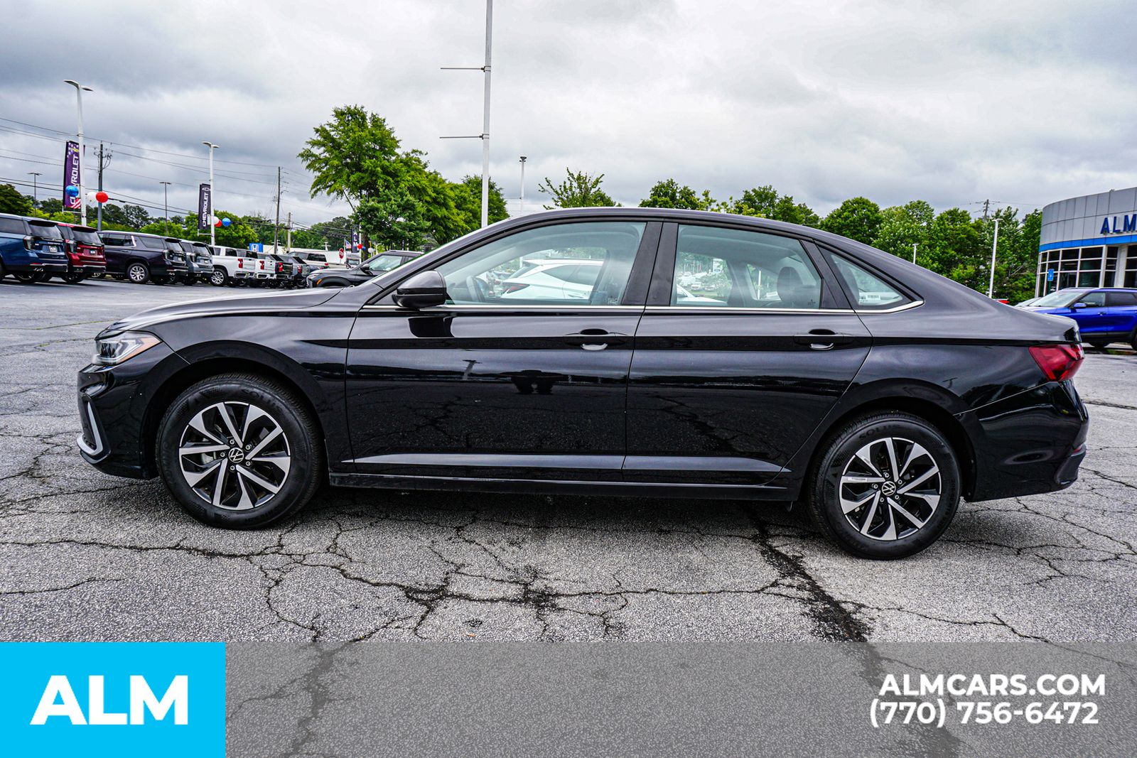 Used 2025 Black Volkswagen 1.5T S image 9